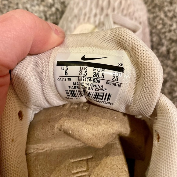 Nike Running Shoes - Picture 5 of 6